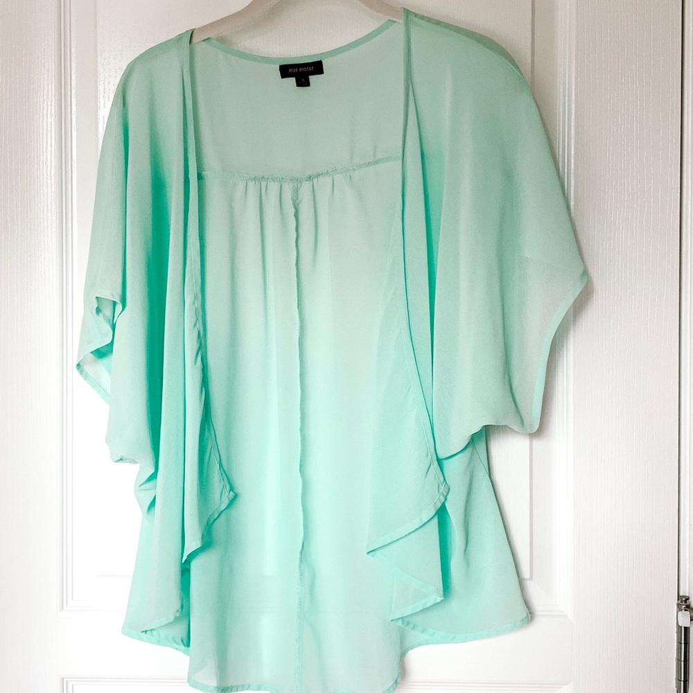 Sheer short mint kimono